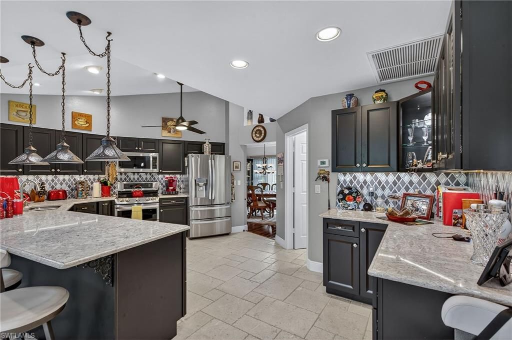 681 Saint Andrews BLVD, NAPLES, FL 34113 — photo 4