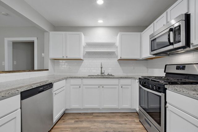 6301 Arnold DR A, Austin, TX 78723