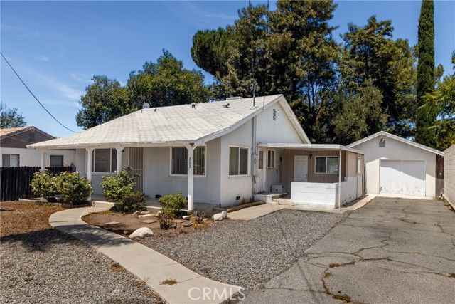 322 E 11th Street, Beaumont, CA 92223