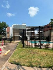 10110 Forum West Drive 422, Houston, TX 77036