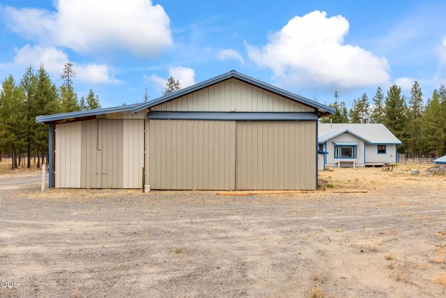 12342 Sun Forest Drive, La Pine, OR 97739