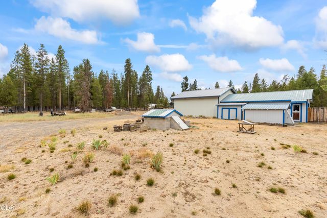 12342 Sun Forest Drive, La Pine, OR 97739
