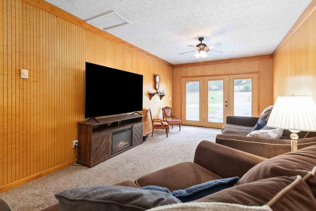 275 Oaklawn Circle, Corbin, KY 40701