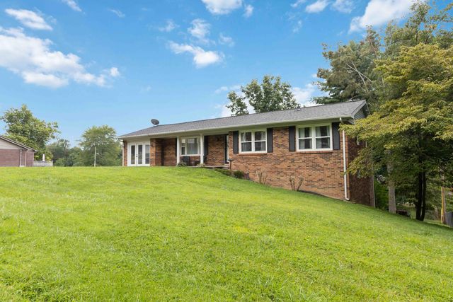 275 Oaklawn Circle, Corbin, KY 40701