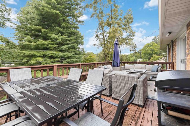 275 Oaklawn Circle, Corbin, KY 40701