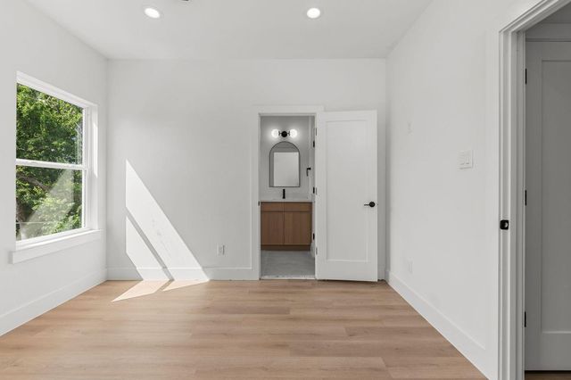 3348 Sauer Street, Houston, TX 77004