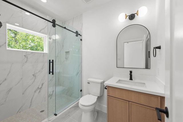 3348 Sauer Street, Houston, TX 77004