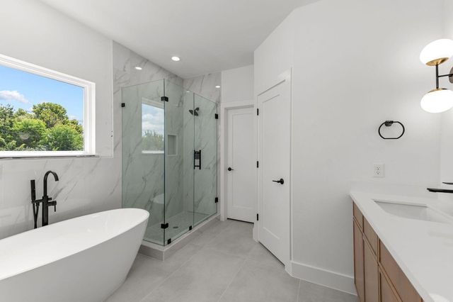 3348 Sauer Street, Houston, TX 77004