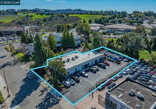 3211 Auto Plz, Richmond, CA 94806