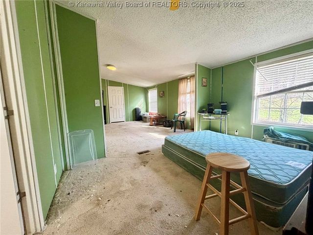 2055 Mud Run Road, Ripley, WV 25271