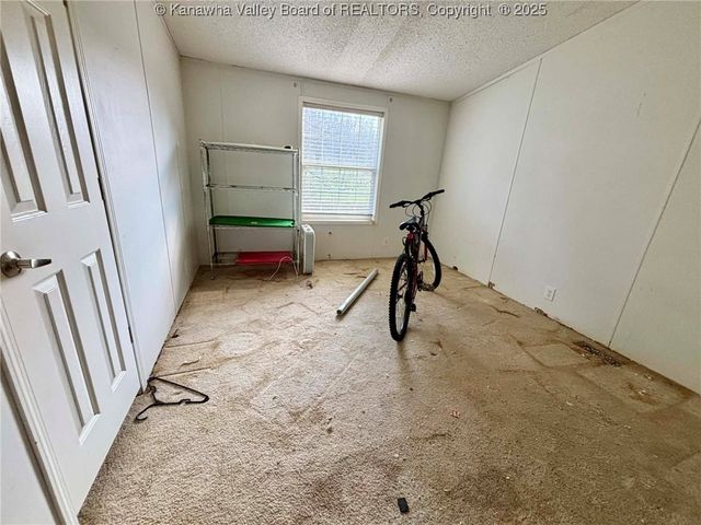 2055 Mud Run Road, Ripley, WV 25271