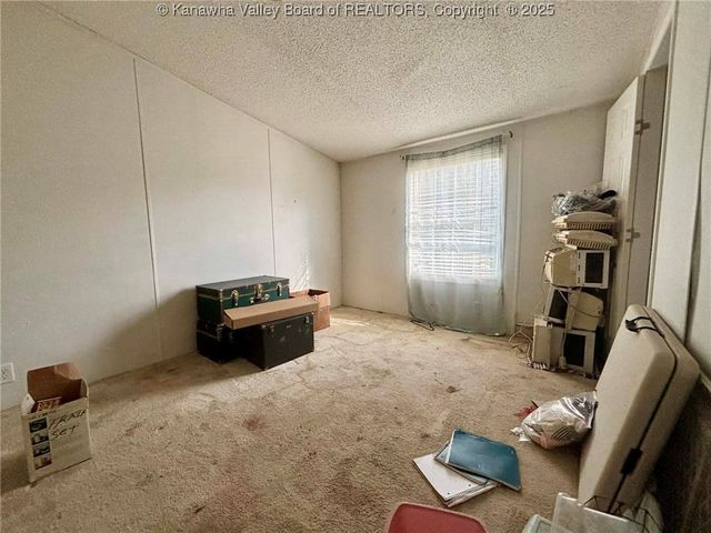 2055 Mud Run Road, Ripley, WV 25271