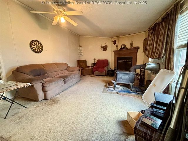 2055 Mud Run Road, Ripley, WV 25271