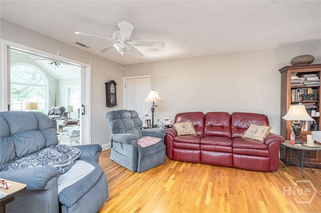 348 Island Road Road, Savannah, GA 31406