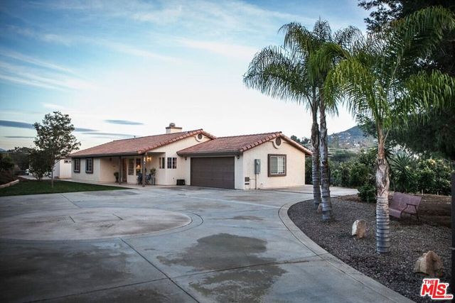 30135 Rolling Hills Drive, Valley Center, CA 92082