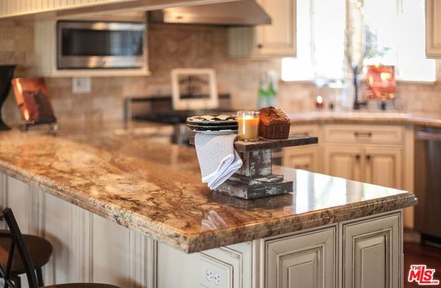 30135 Rolling Hills Drive, Valley Center, CA 92082