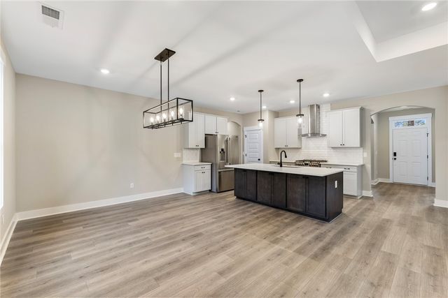 533 Sixteenth Circle, Walhalla, SC 29691