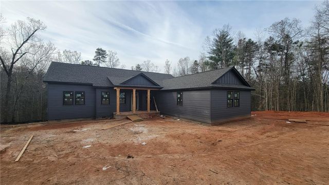 533 Sixteenth Circle, Walhalla, SC 29691