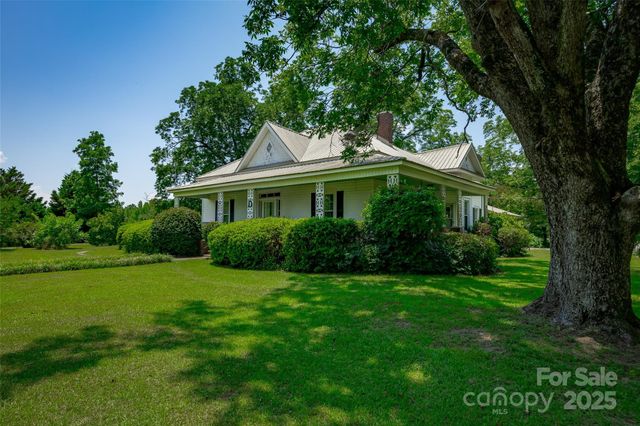 274 Old Harden Road, Winnsboro, SC 29180