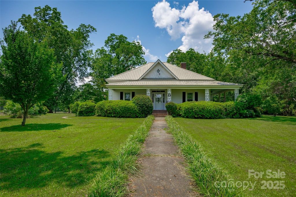 274 Old Harden Road, Winnsboro, SC 29180