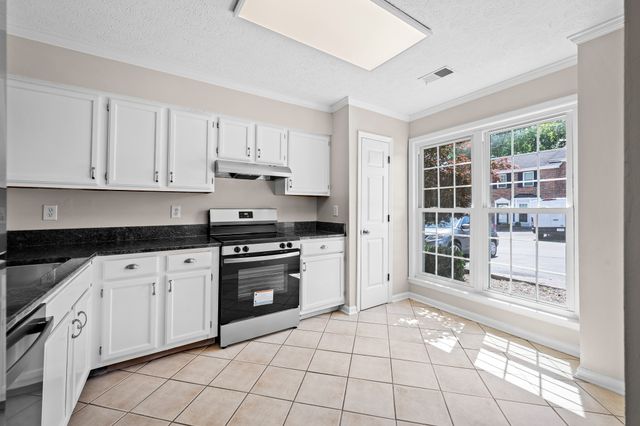 442 Claircrest Dr, Antioch, TN 37013