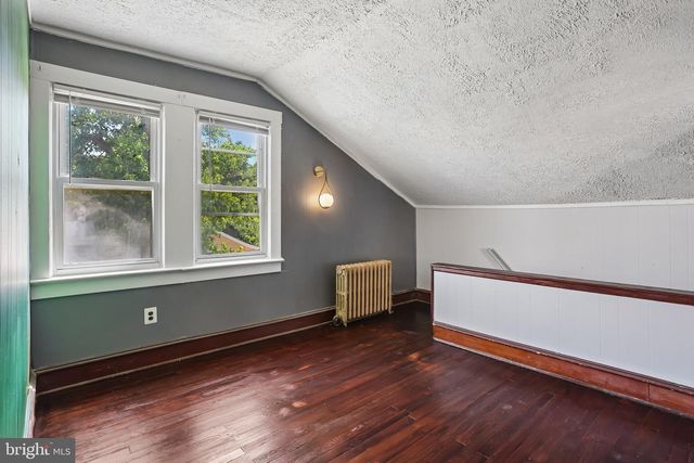 134 KINGS HWY, Mount Royal, NJ 08061