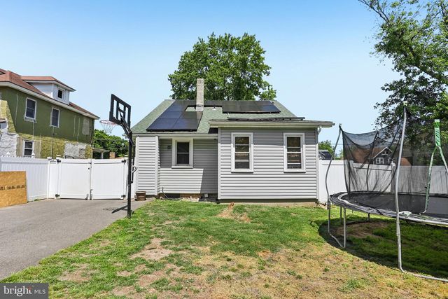 134 KINGS HWY, Mount Royal, NJ 08061