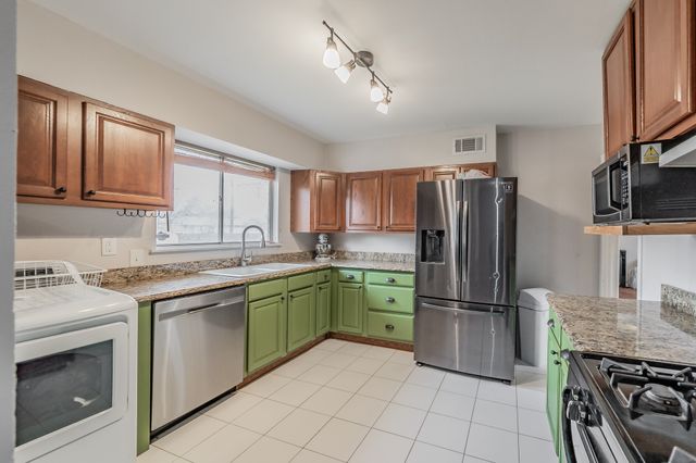 528 Buena Vista Drive, Hurst, TX 76053