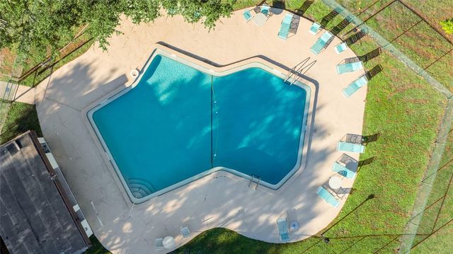 3365 RAMBLEWOOD DRIVE N 35C8, Sarasota, FL 34237