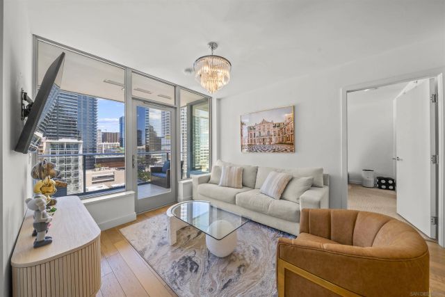 1388 Kettner 1205, San Diego, CA 92101