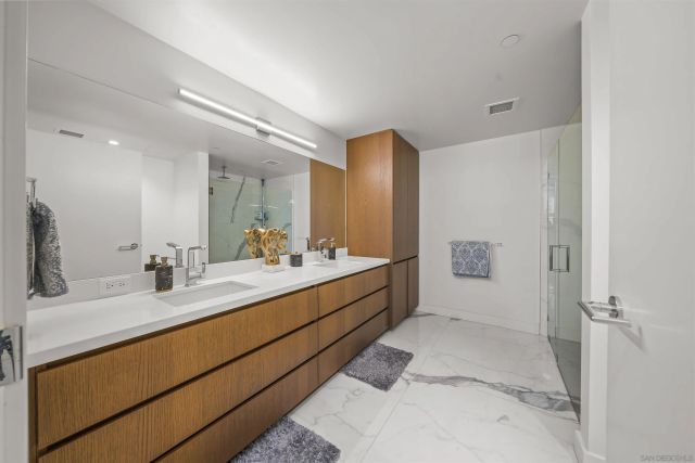 1388 Kettner 1205, San Diego, CA 92101