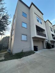 2113 Winbern Street, Houston, TX 77004