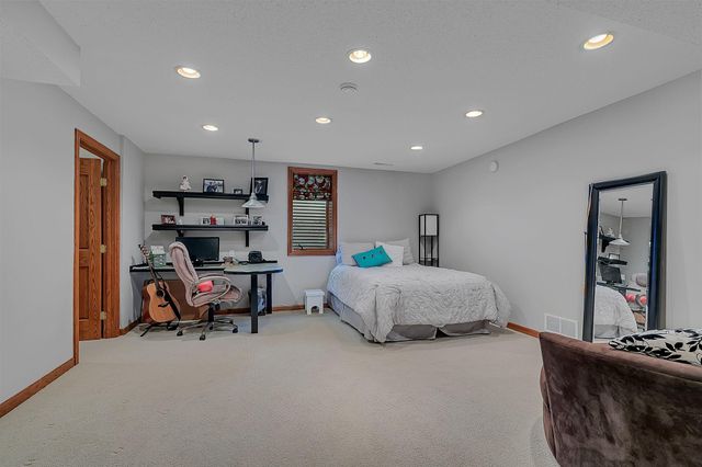 2009 25th Street S, Saint Cloud, MN 56301