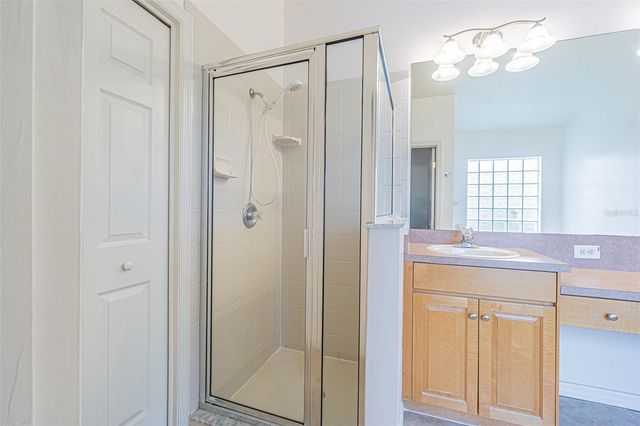 18024 ARBOR CREST DRIVE, Tampa, FL 33647