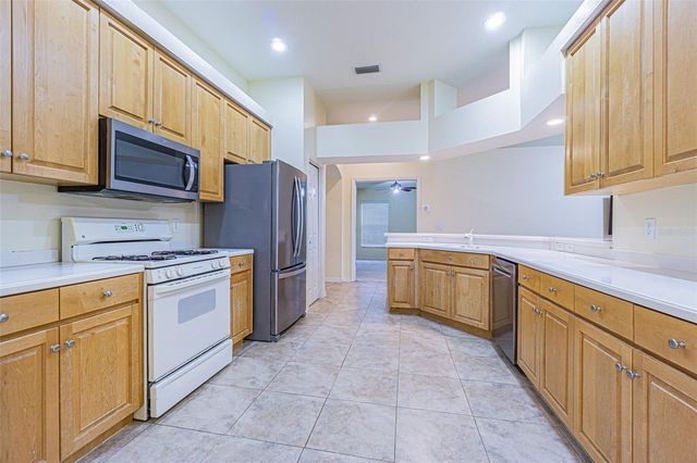 18024 ARBOR CREST DRIVE, Tampa, FL 33647