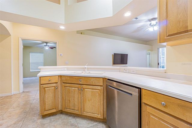 18024 ARBOR CREST DRIVE, Tampa, FL 33647