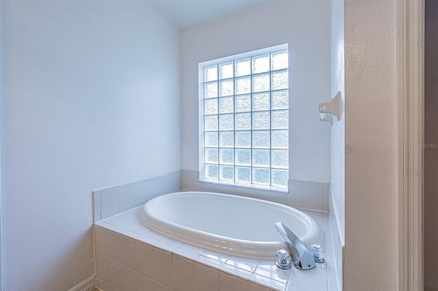 18024 ARBOR CREST DRIVE, Tampa, FL 33647