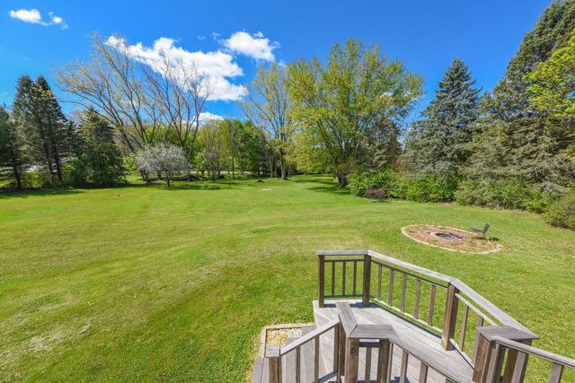 4107 Scarborough DRIVE, Richfield, WI 53076