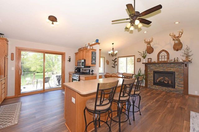 4107 Scarborough DRIVE, Richfield, WI 53076