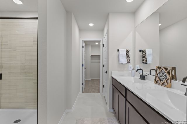 2547 Dry Moss Way, San Antonio, TX 78224