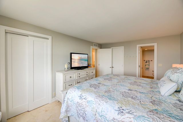 1 Las Olas Circle 1205, Fort Lauderdale, FL 33316