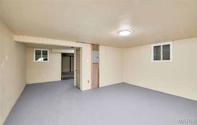 84-86 Bellerive Acres, Bellerive, MO 63121