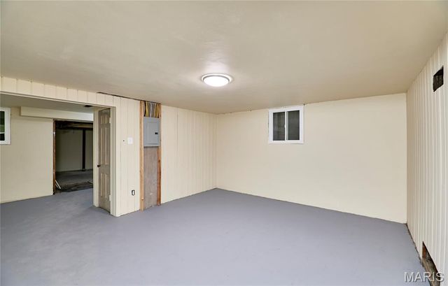 84-86 Bellerive Acres, Bellerive, MO 63121