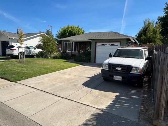 3668 lowry Dr, North Highlands, CA 95660