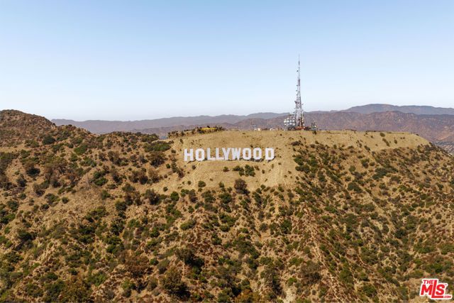 6319 Heather Drive, Los Angeles, CA 90068