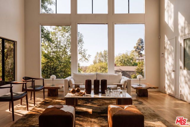 6319 Heather Drive, Los Angeles, CA 90068