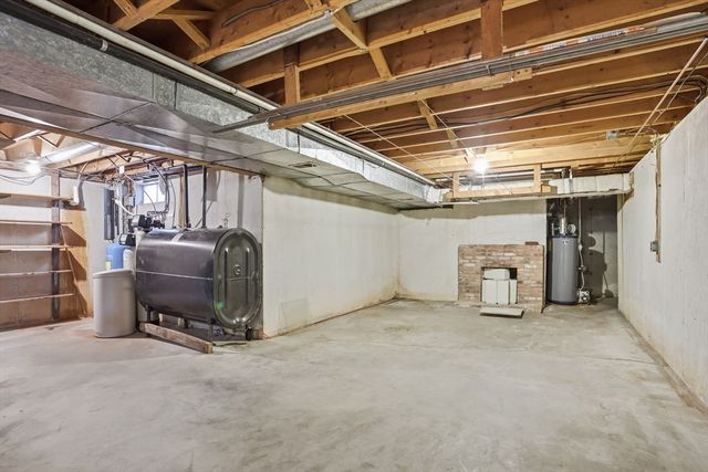 5 Oak Ridge Rd, Littleton, MA 01460