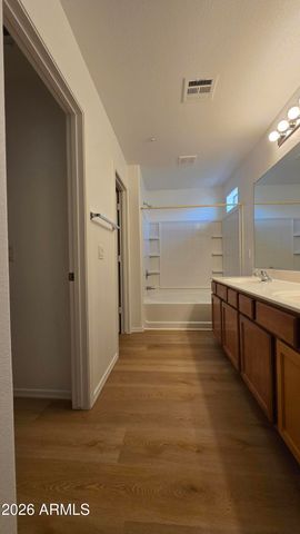 2890 S ROCK Street, Gilbert, AZ 85295