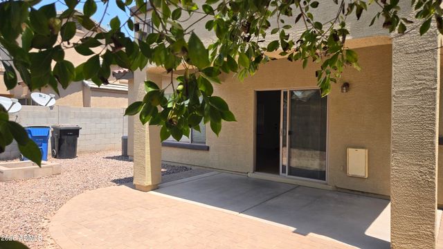 2890 S ROCK Street, Gilbert, AZ 85295