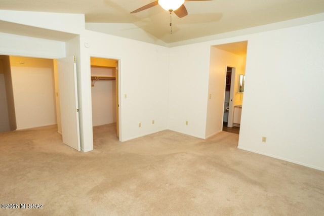 8521 N Spring Creek Drive, Tucson, AZ 85742